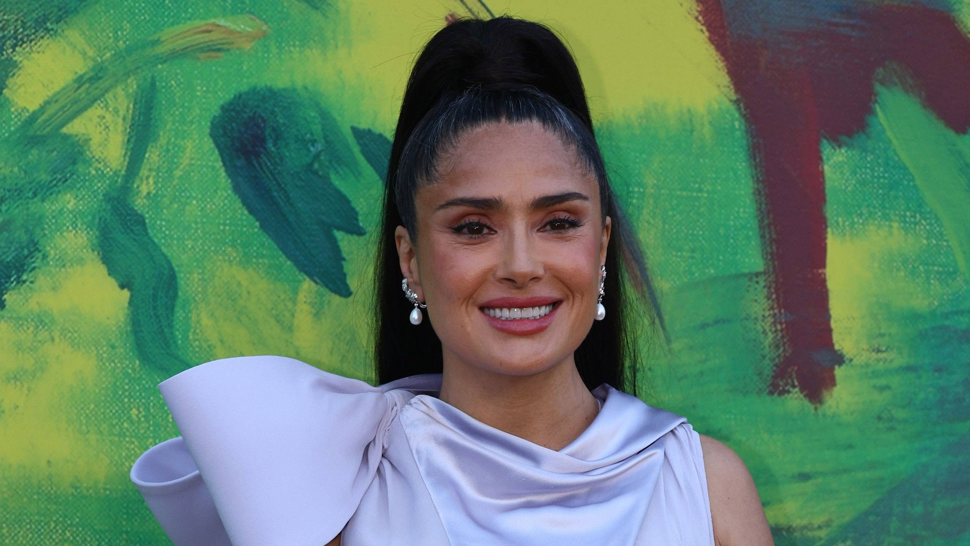 Salma Hayek hat ein neues Familienmitglied auf der Welt begrüsst.