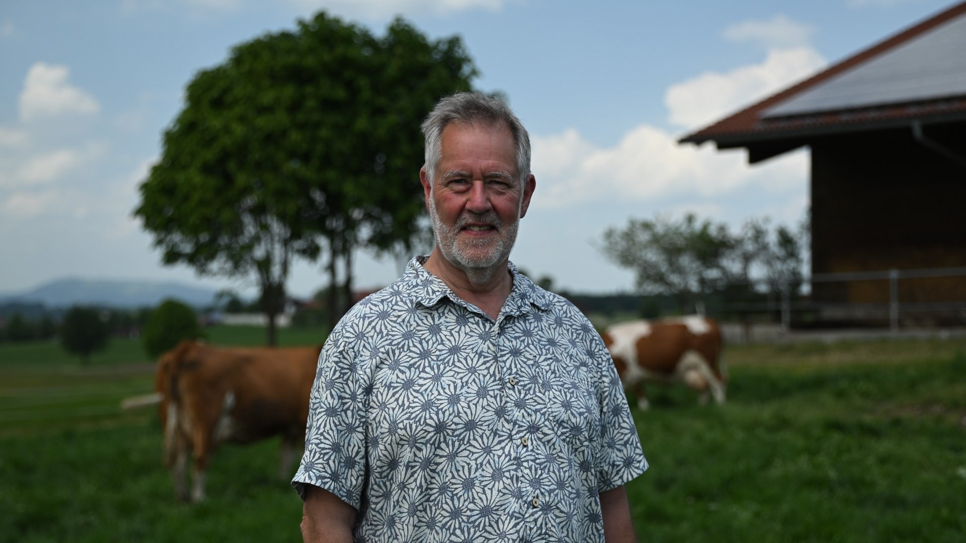 Agrarwissenschaftler Prof. Wilhelm Windisch erklärt die Zusammenhänge von Kuhfutter und Milchgeschmack.