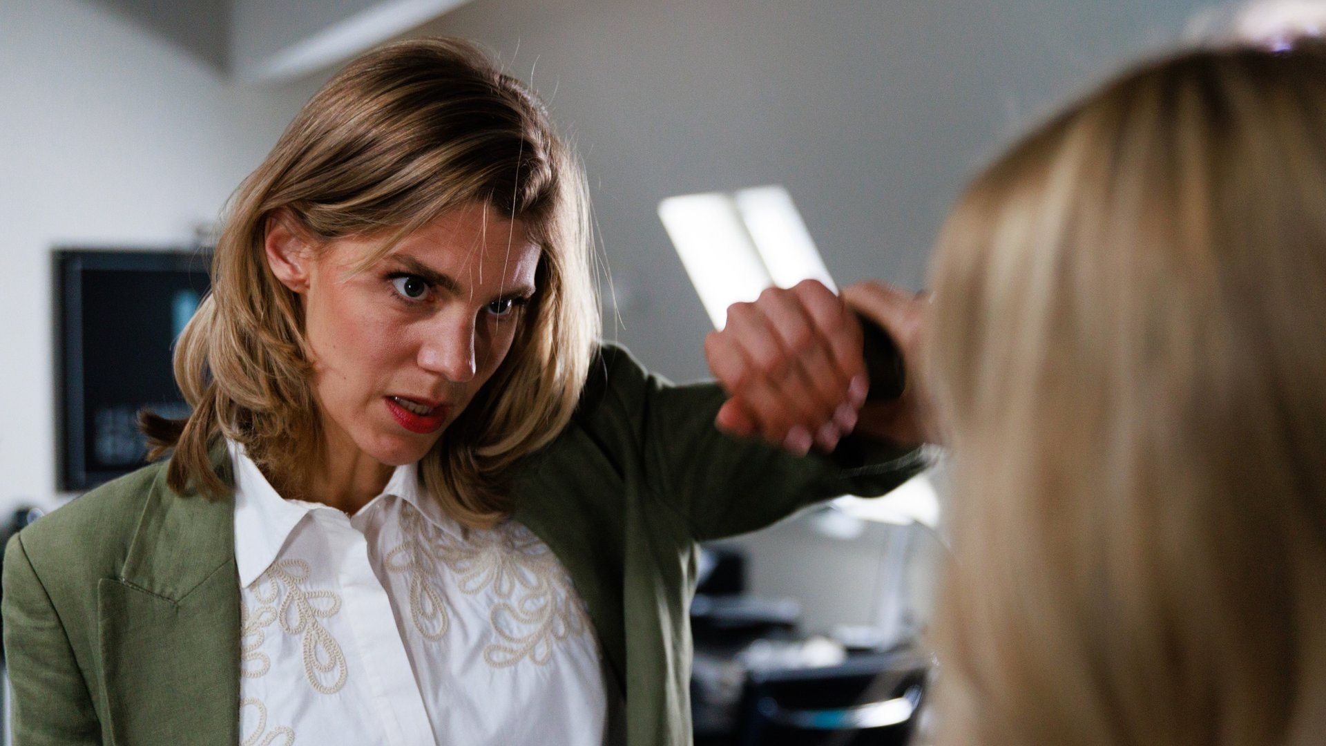 «Unter uns»: Stella (l.) gerät mit ihrer Mutter Patrizia aneinander.