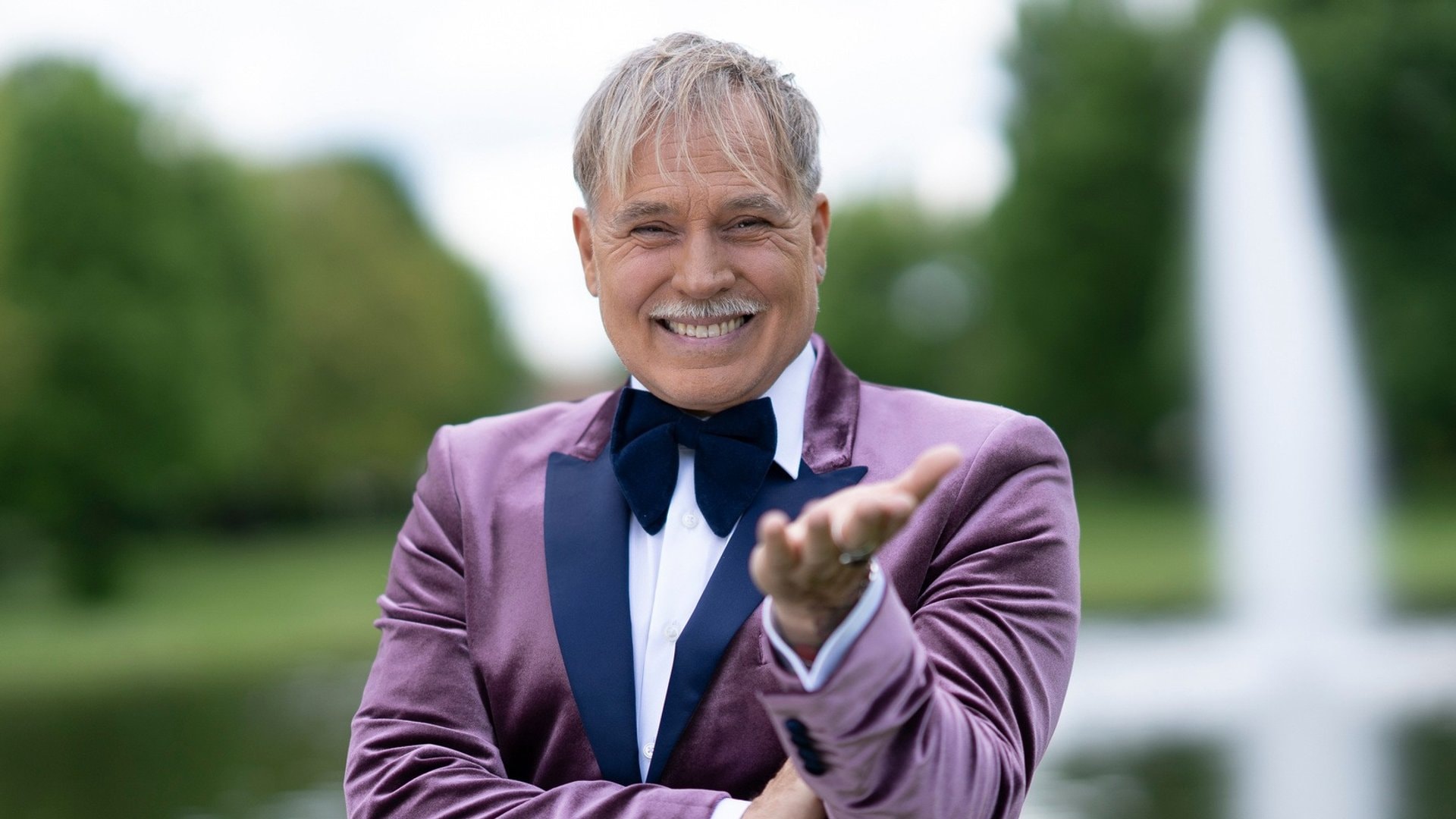 Frank «Froonck» Matthée kehrt mit einer Hochzeitssendung zurück.