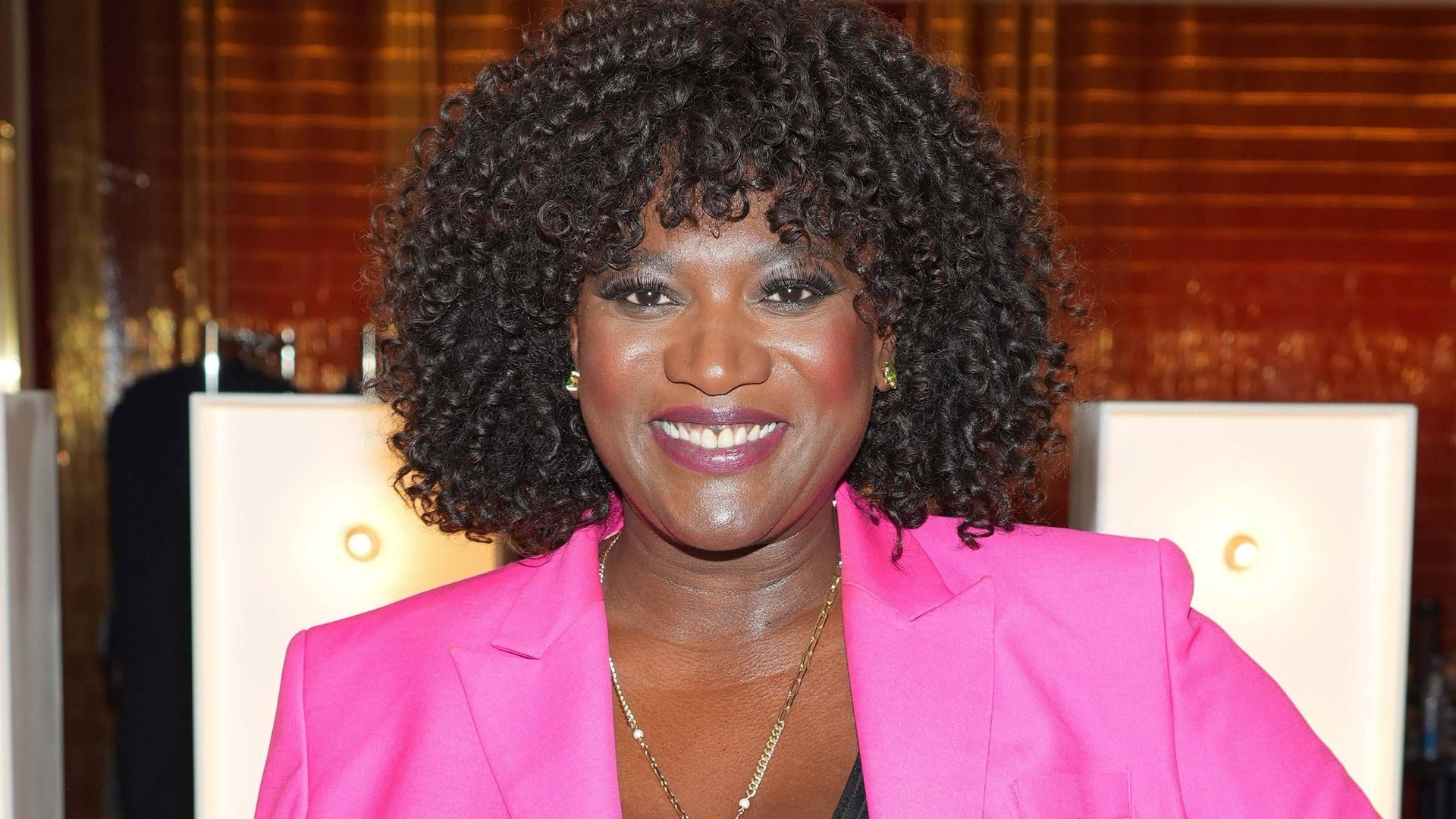 Schauspielerin Thelma Buabeng freut sich auf ihren neuen Fall im ZDF-Krimi «Die Polizistin».