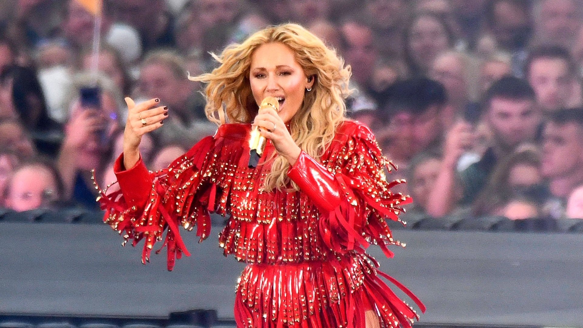 Seit 10. Juni ist Helene Fischer mit ihrer «360° Stadion Tour» unterwegs.
