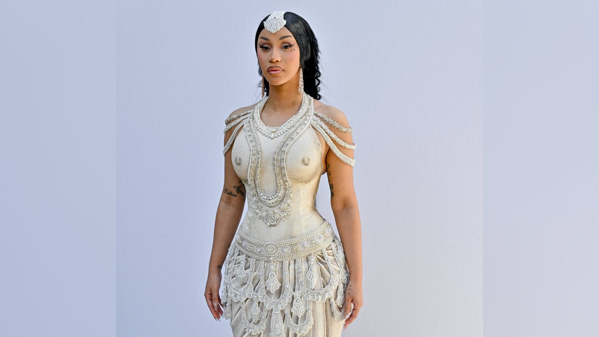 Cardi B bei der Haute Couture Week in Paris.