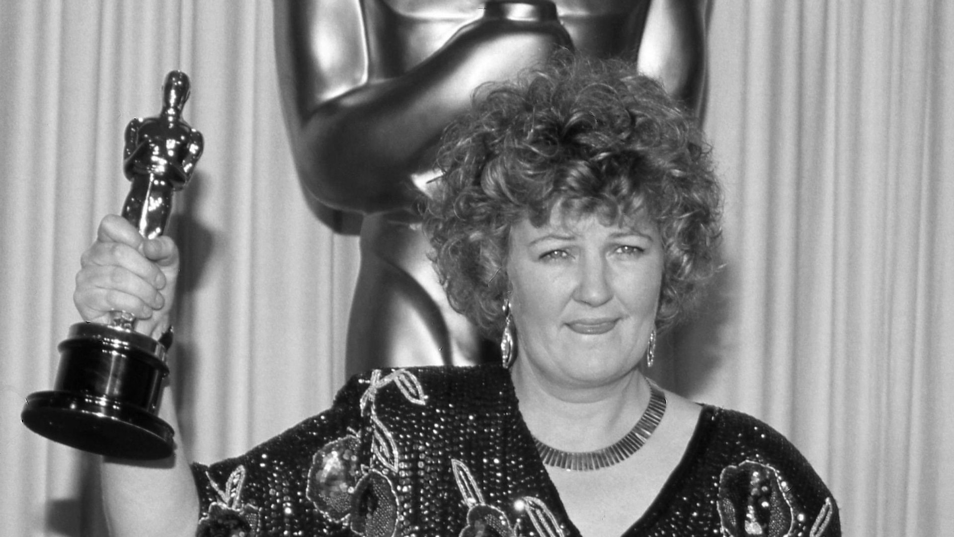 Brenda Fricker avec sa statuette dorée en 1990.