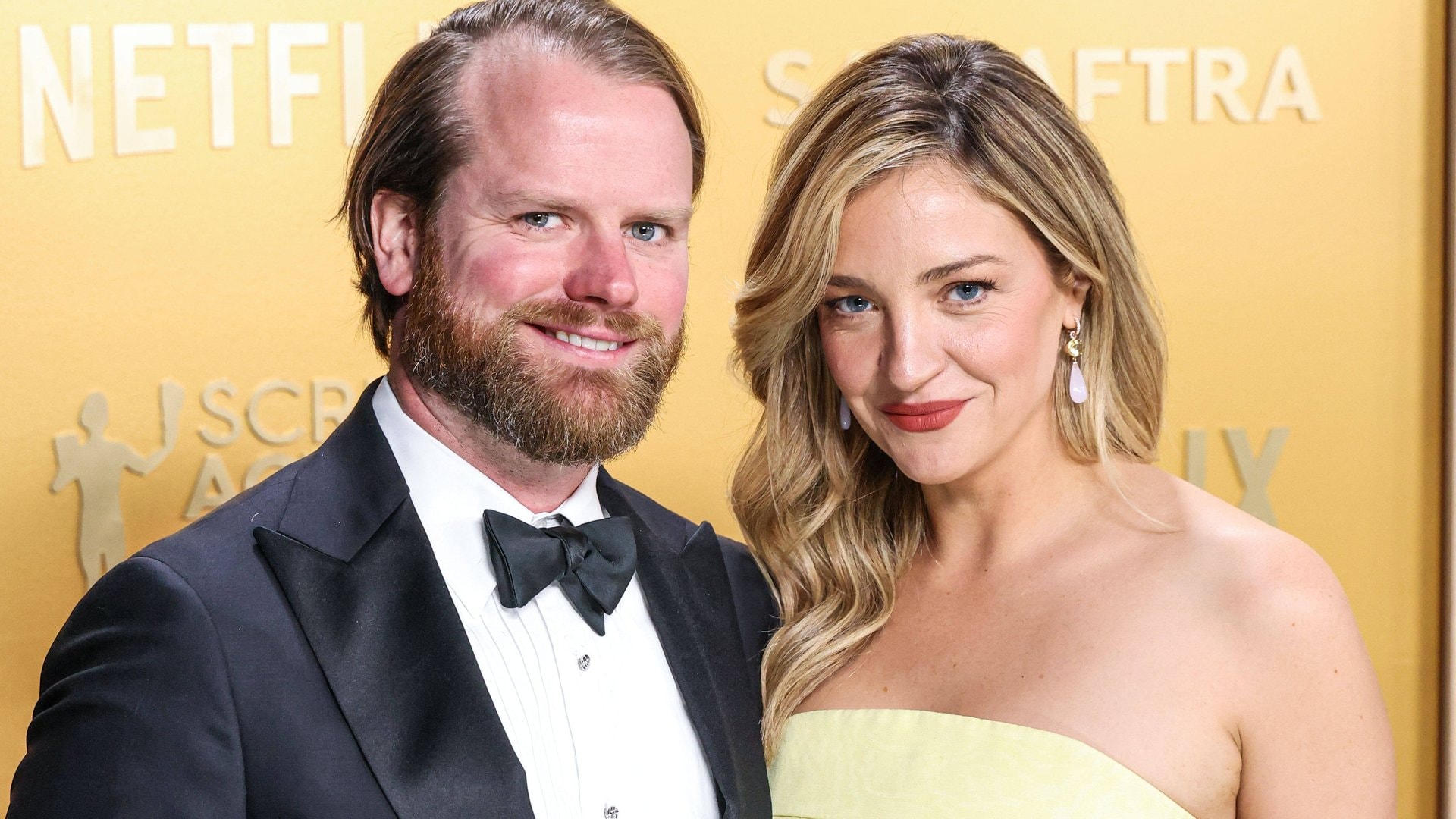 Abby Elliott et Bill Kennedy divorcent.