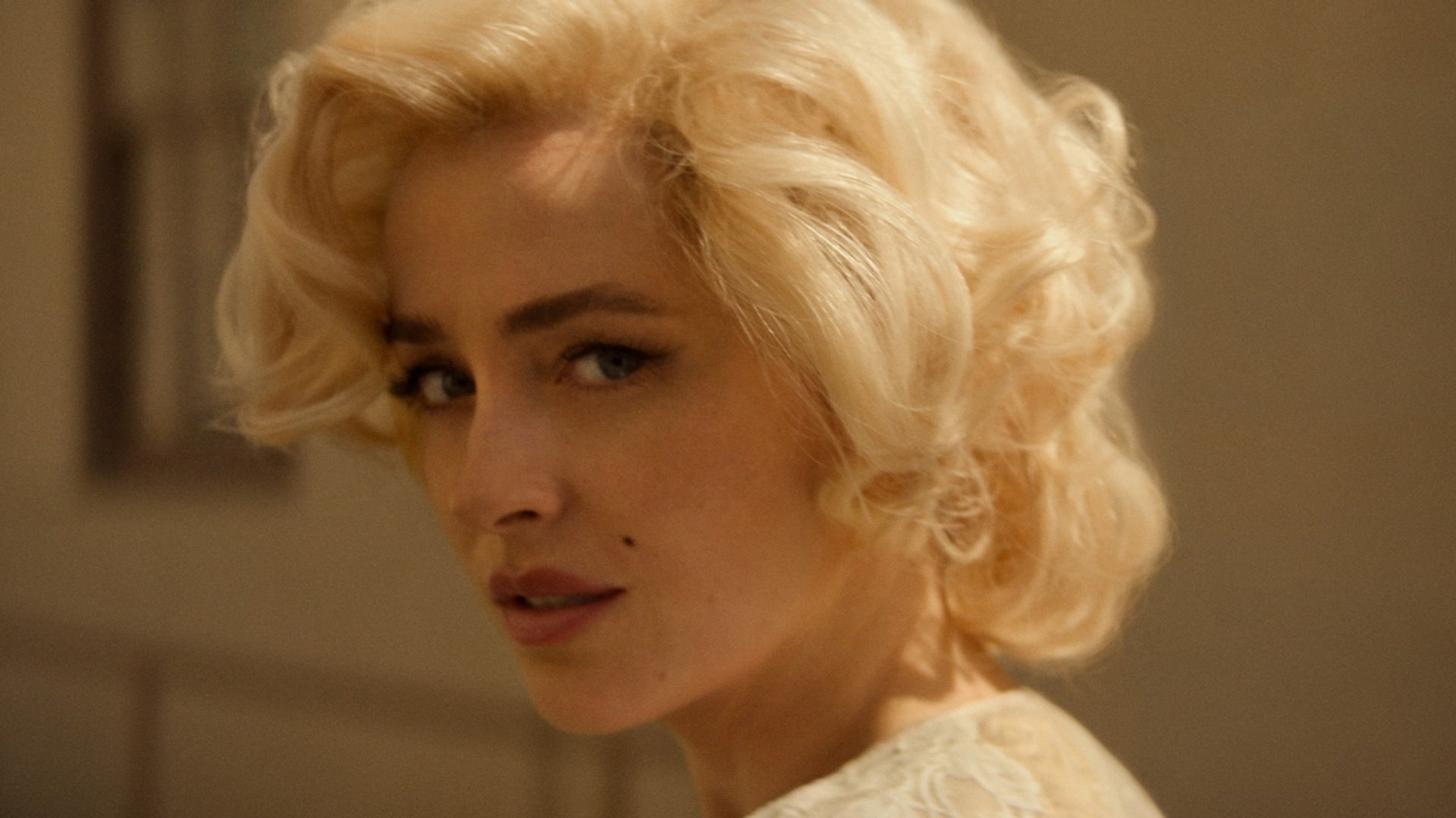 Dakota Johnson verwandelt sich für den Film «Flesh Impact» in die Hollywood-Legende Marilyn Monroe.