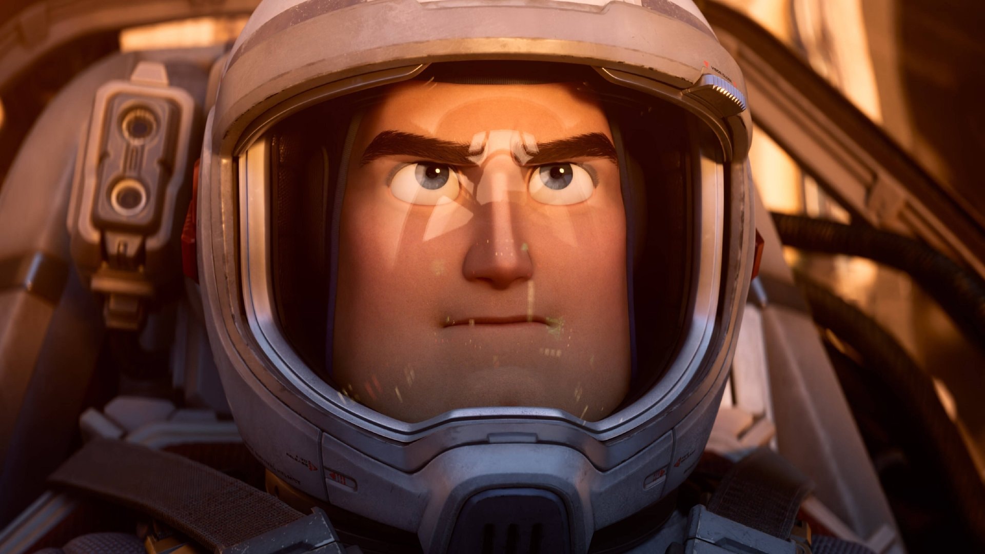 Mitte Juni erscheint das «Toy Story»-Prequel «Lightyear» im Kino. Zuschauer erfahren darin, wo die Buzz-Lightyear-Actionfigur ihren Ursprung fand. Gleich in doppelter Hinsicht ist eine berühmte Stimme für die Animationsfigur gefunden worden.