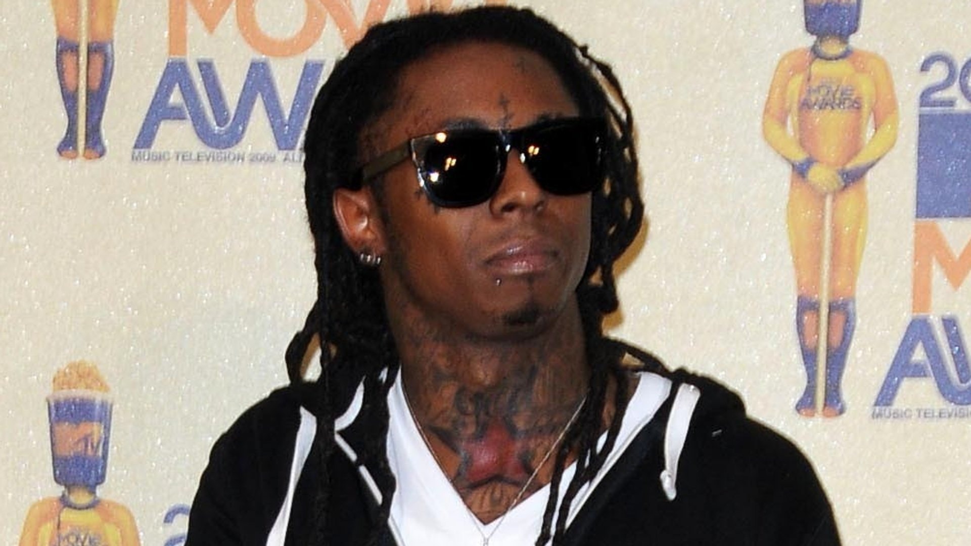 Der US-amerikanische Rapper Lil Wayne hat mittlerweile vier Kinder. Zum ersten Mal Vater wurde er im Alter von 16 Jahren.
