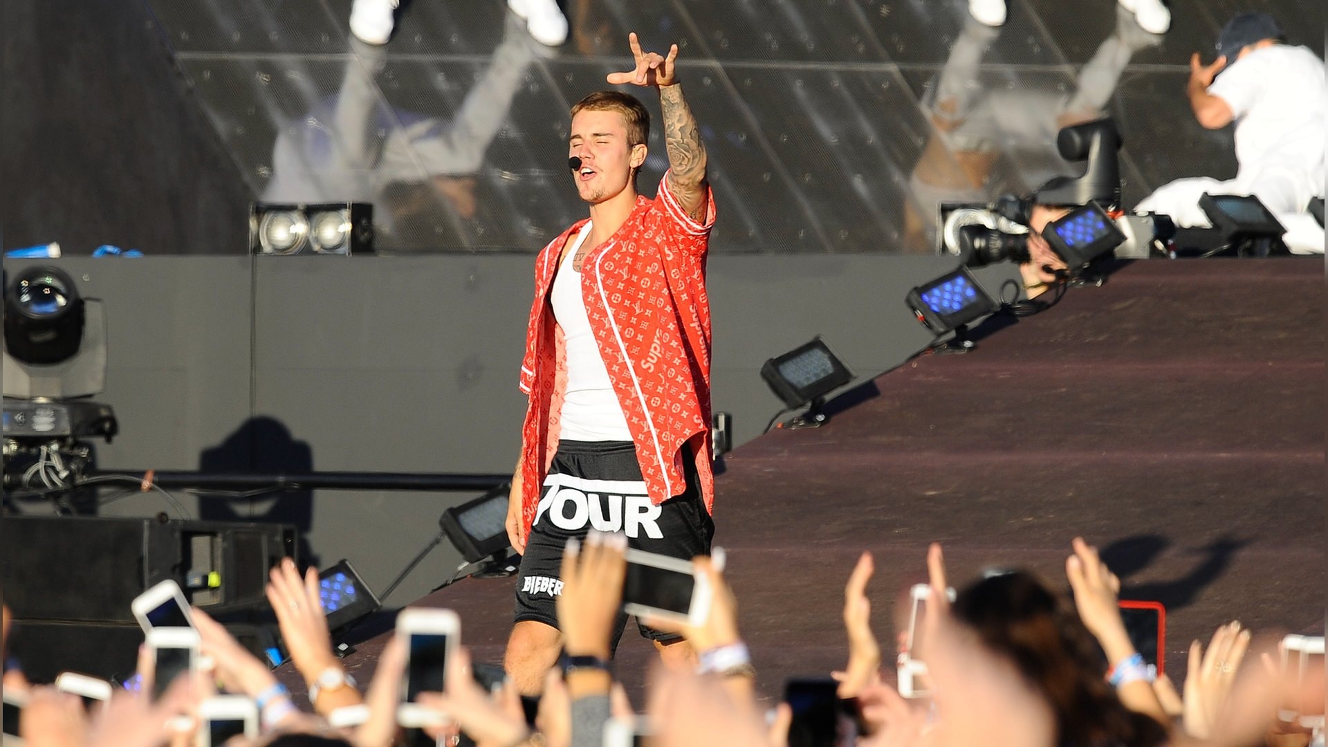 Plant Justin Bieber einen WM-Auftritt?