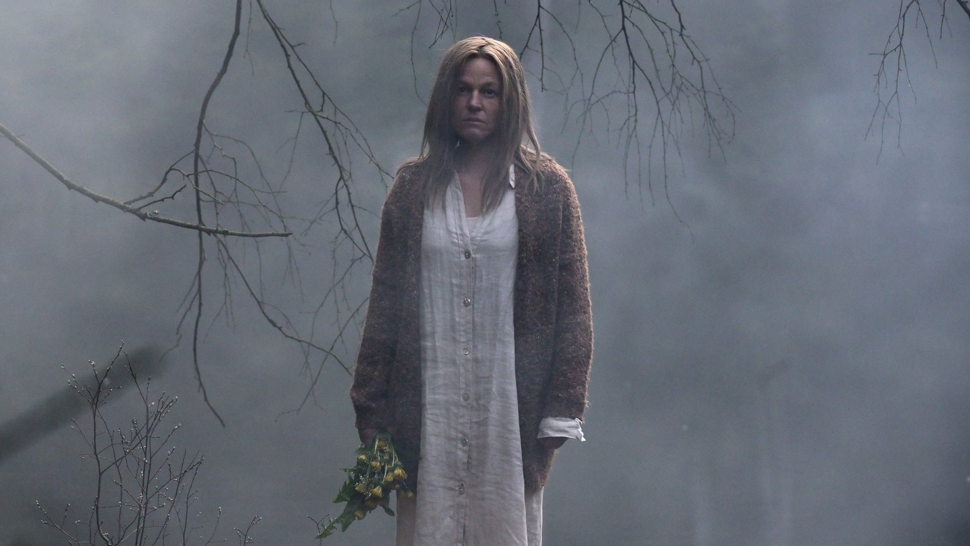 «Erzgebirgskrimi: Die Tränen der Mütter»: Tanja Rossner (Maria Simon) lebt als Einsiedlerin allein im Wald und wird auch «Holzweibel» genannt.