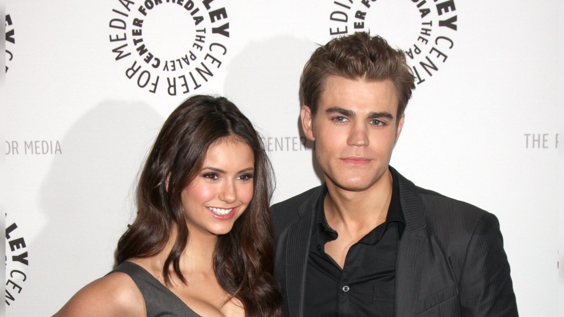 Nina Dobrev und Paul Wesley spielen wieder gemeinsam in einer Serie mit - fast zehn Jahre nach "Vampire Diaries".