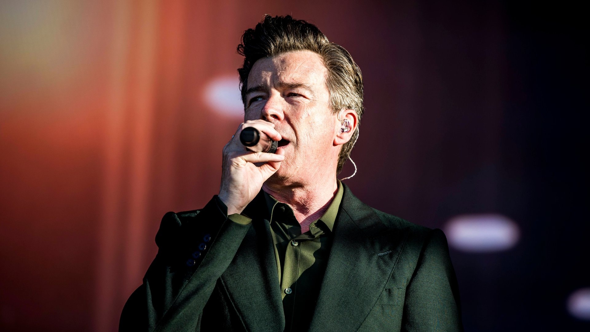 Rick Astley ist seit Jahrzehnten im Musikgeschäft aktiv.