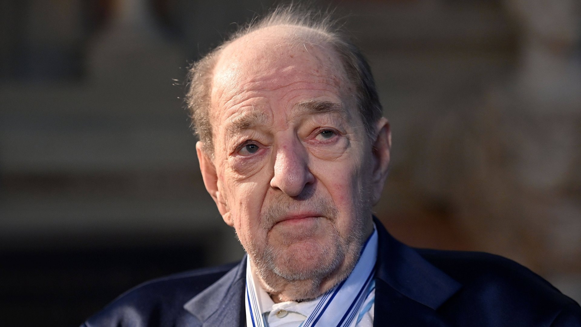 Ralph Siegel liegt derzeit im künstlichen Koma.