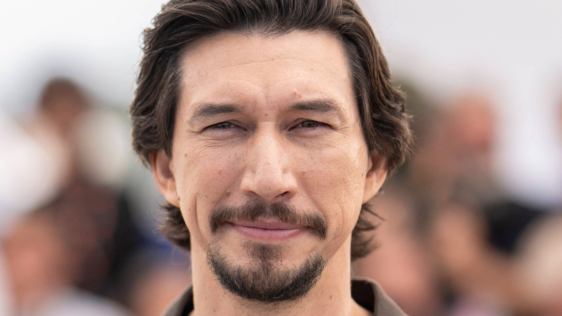 Adam Driver est plus intéressé par Star Wars que par les productions Marvel.