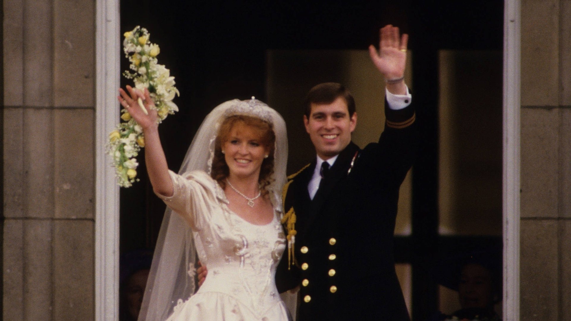 Sarah Ferguson et le prince Andrew le jour de leur mariage en 1986.