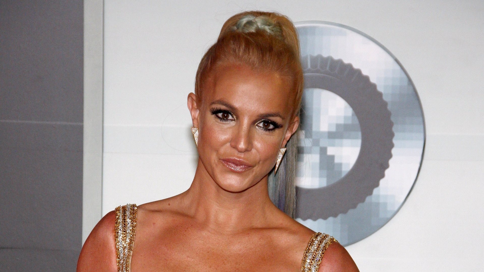 Britney Spears zeigt sich erschüttert, nachdem ihr einer ihrer Söhne gestand, nicht an Gott zu glauben.