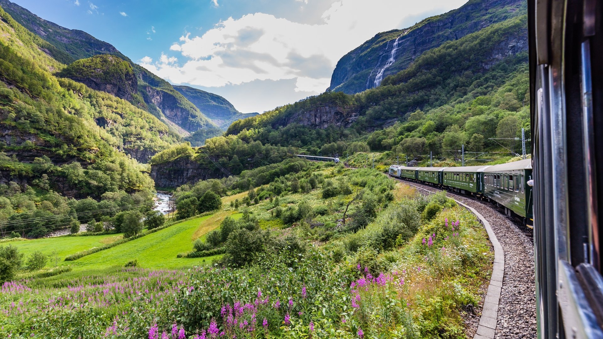 Ob wie hier in Norwegen, in der Schweiz oder in Argentinien: Dies sind einige der schönsten und ausserordentlichsten Zugrouten der Welt.